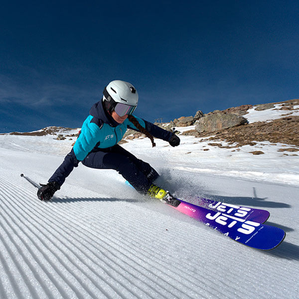 Descubre la magia del esquí con JetsPlay